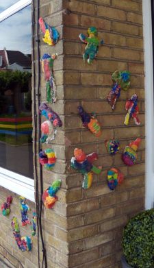 The-painted-CreaStone-in-situ